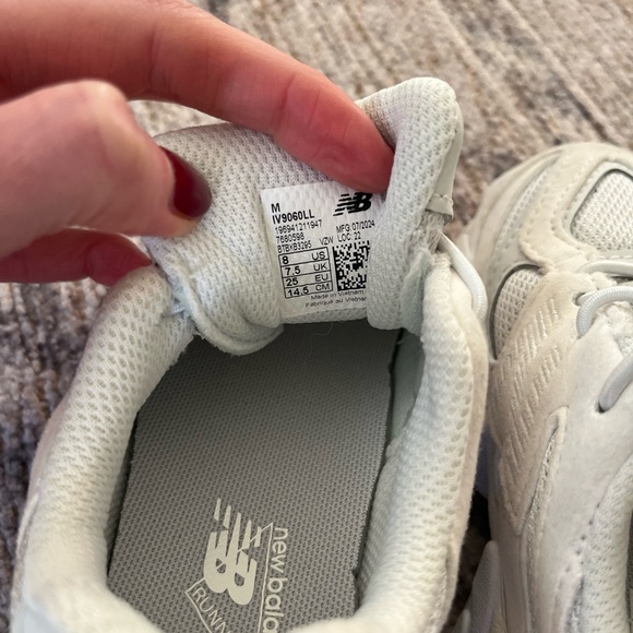 New Balance Toddler Sneakers - Picture 4 of 5